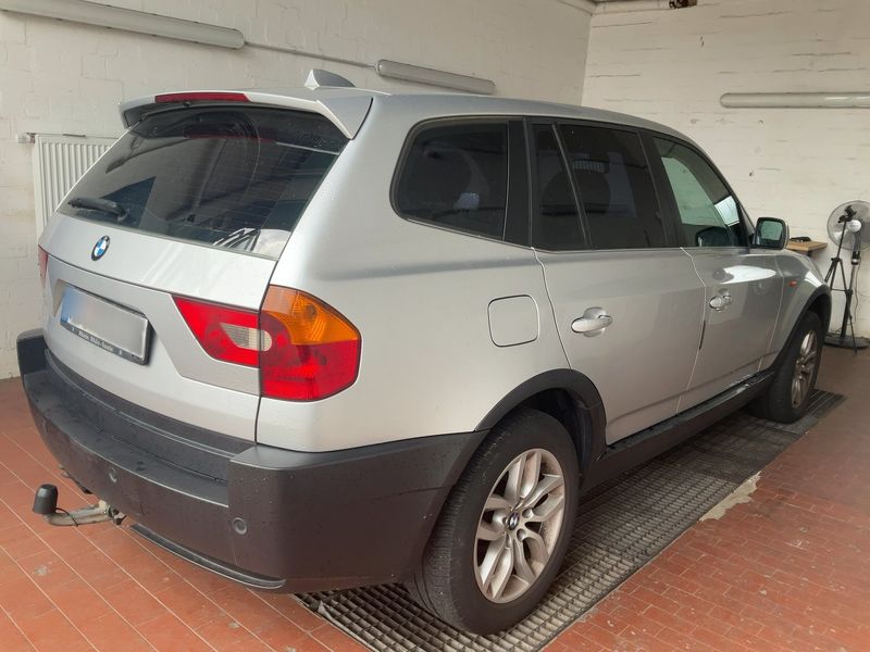 BMW X3 3.0d — zdjęcie 6