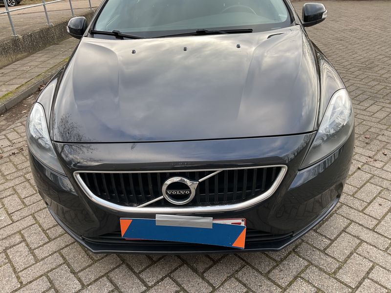 Volvo V40 2.0 D2 Kinetic — zdjęcie 9