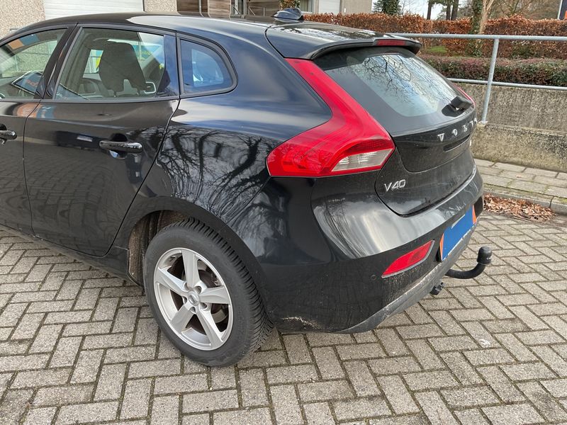 Volvo V40 2.0 D2 Kinetic — zdjęcie 3