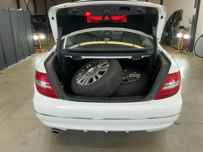 Mercedes-Benz C-Klasse C 220 CDI BlueEfficiency — zdjęcie 10