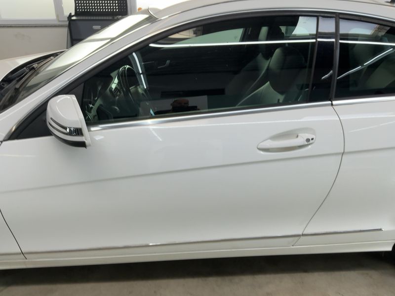 Mercedes-Benz C-Klasse C 220 CDI BlueEfficiency — zdjęcie 4