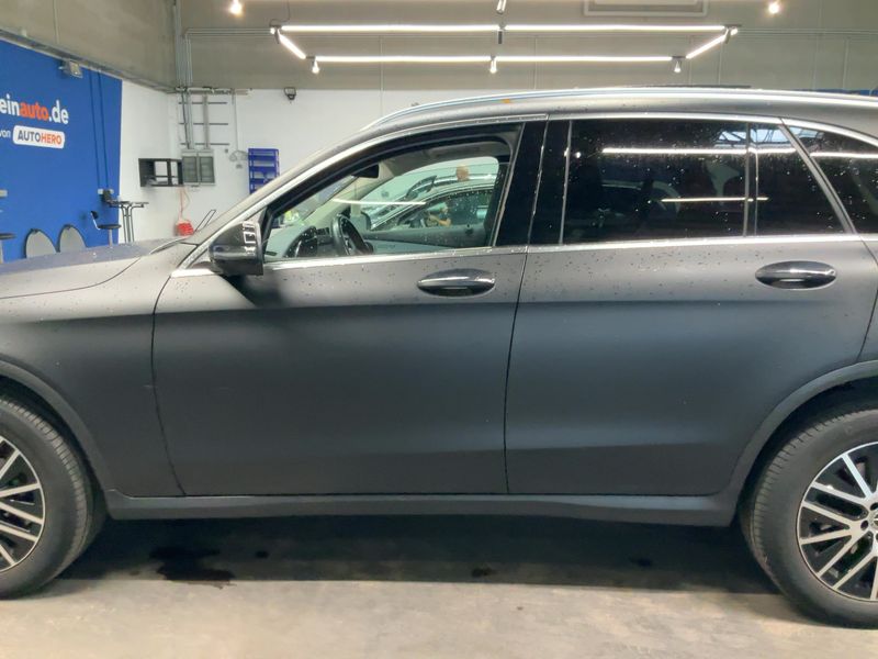 Mercedes-Benz GLC-Klasse GLC 300 de 4Matic — zdjęcie 4