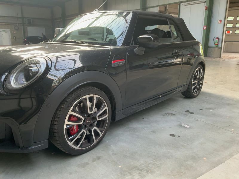 MINI Cabrio John Cooper Works — zdjęcie 2