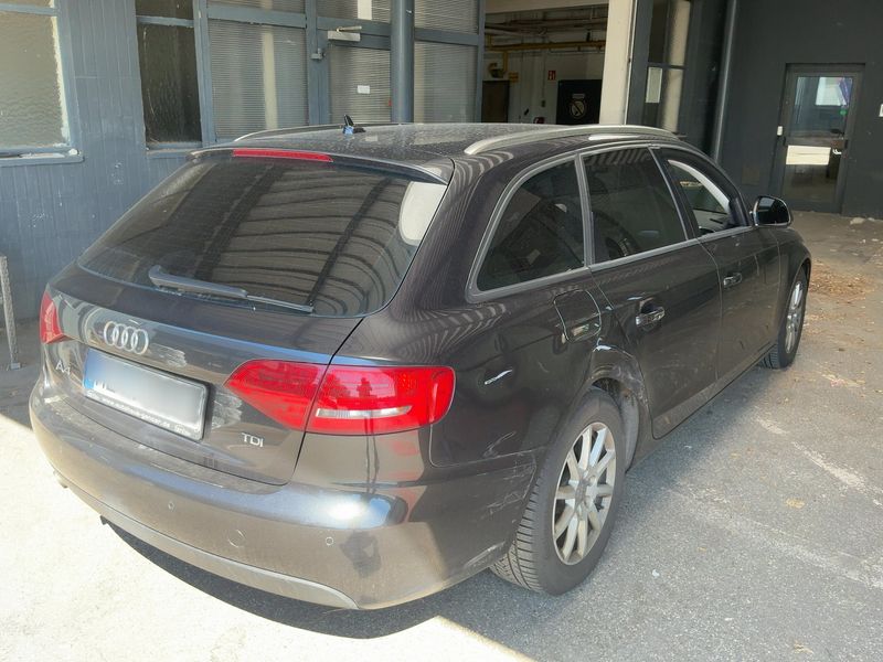 Audi A4 2.0 TDI Ambition — zdjęcie 6