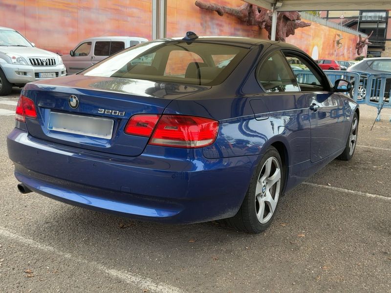 BMW 3er 320d — zdjęcie 6