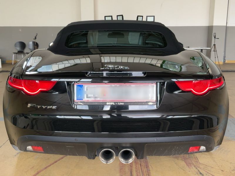 Jaguar F-TYPE 3.0 V6 — zdjęcie 5