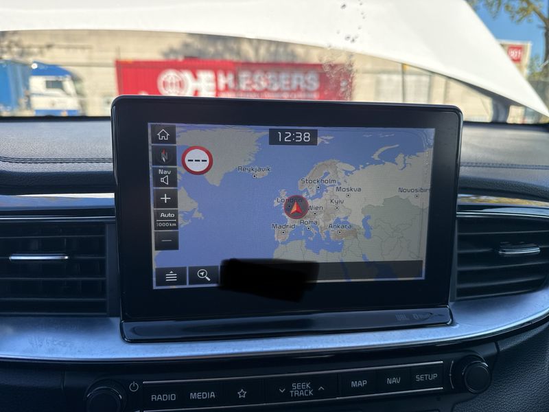 Kia pro_cee'd 1.6 TGDI GT — zdjęcie 13