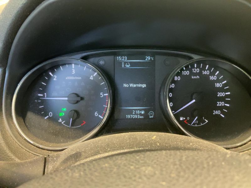Nissan Qashqai 1.5 Turbodiesel Acenta — zdjęcie 13