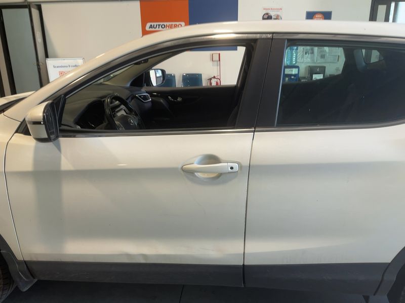 Nissan Qashqai 1.5 Turbodiesel Acenta — zdjęcie 4