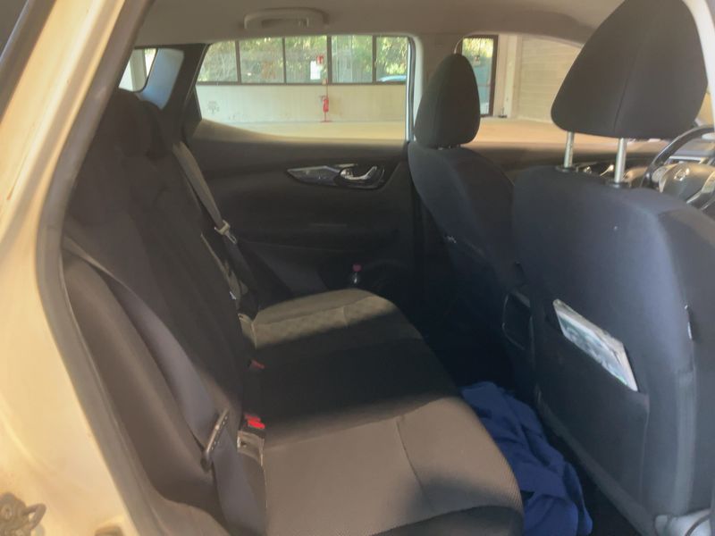 Nissan Qashqai 1.5 Turbodiesel Acenta — zdjęcie 14