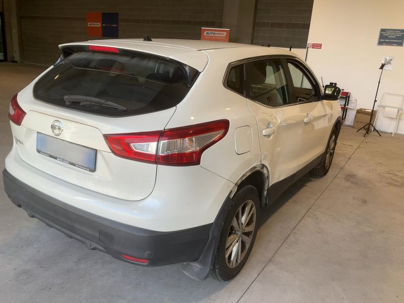 Nissan Qashqai 1.5 Turbodiesel Acenta — zdjęcie 6