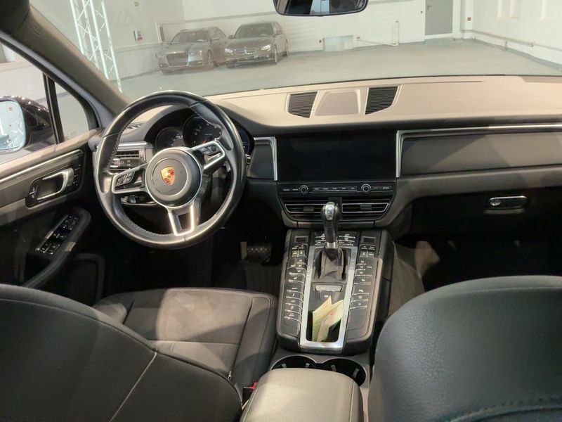 Porsche Macan Basis — zdjęcie 12