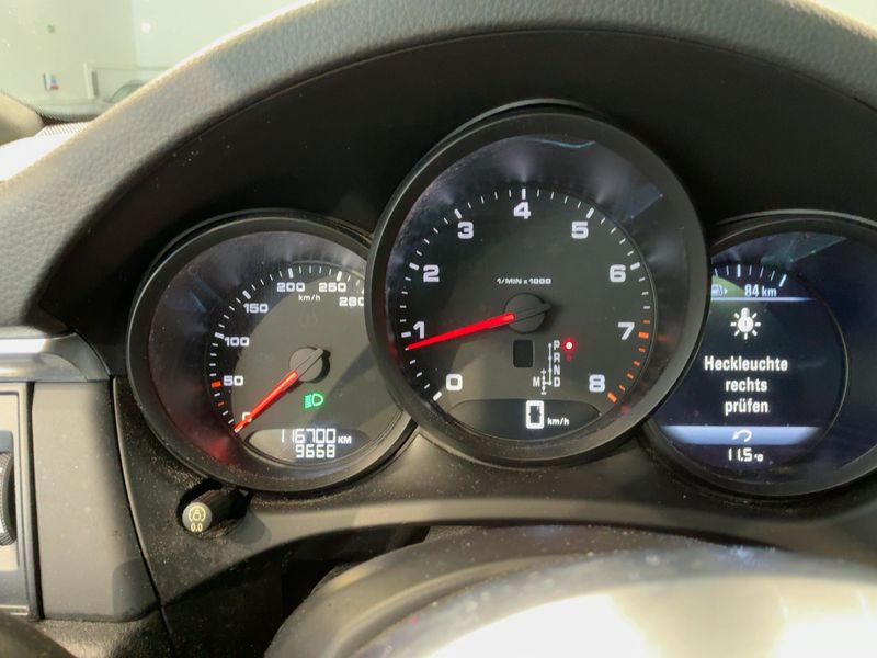 Porsche Macan Basis — zdjęcie 13