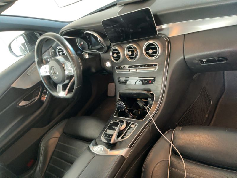 Mercedes-Benz C-Klasse C 220 d AMG Line — zdjęcie 12
