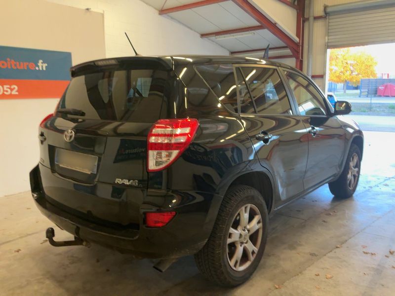 Toyota RAV 4 2.2 D-4D Life 4x4 — zdjęcie 6