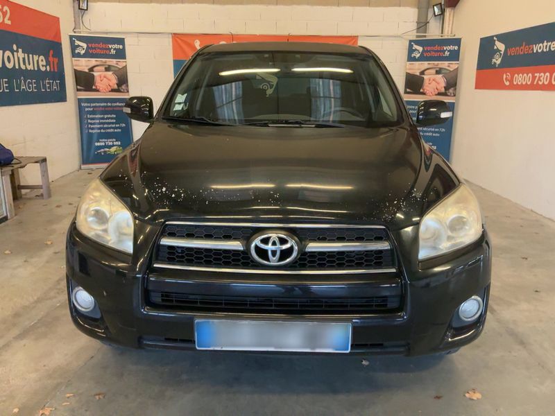 Toyota RAV 4 2.2 D-4D Life 4x4 — zdjęcie 9