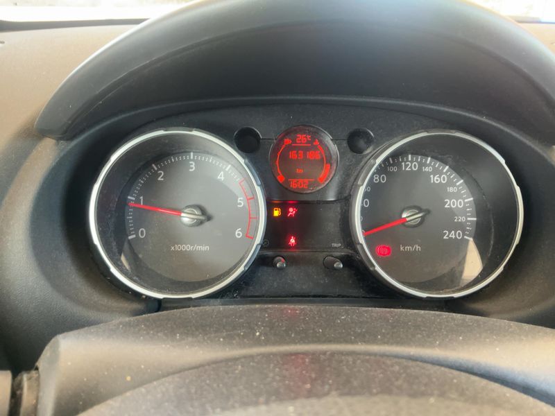 Nissan Qashqai 1.5 dCi Tekna — zdjęcie 13