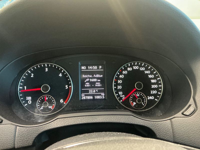 Volkswagen Sharan 2.0 TDI Allstar BlueMotion Tech — zdjęcie 13