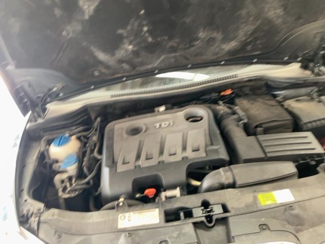 Seat Leon 2.0 TDI FR — zdjęcie 28