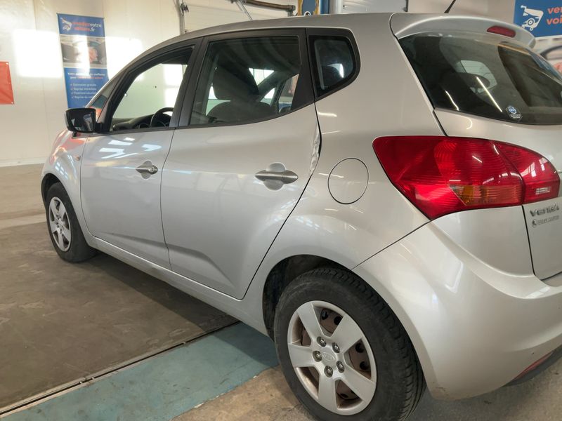 Kia Venga 1.4 Style — zdjęcie 3