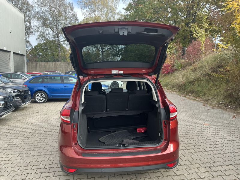 Ford C-Max 1.5 EcoBoost Titanium — zdjęcie 10