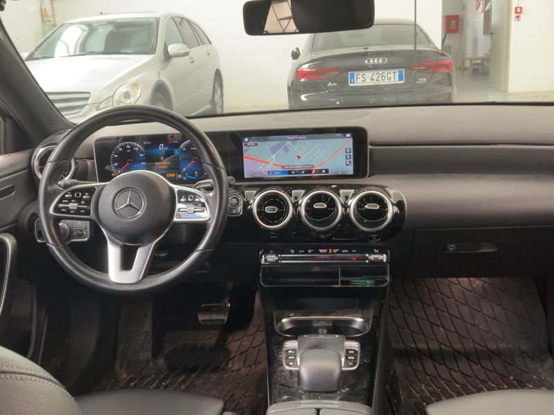 Mercedes-Benz A-Klasse A 180 d — zdjęcie 12