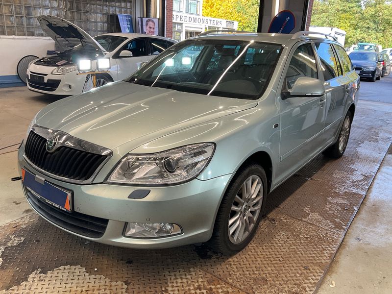 Skoda Octavia 1.8 TSI Laurin & Klement 4x4 — zdjęcie 1