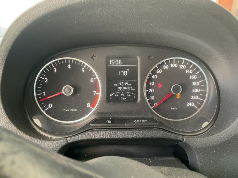 Volkswagen Polo 1.4 FSI Comfortline — zdjęcie 4