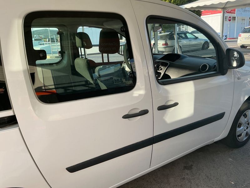 Renault Kangoo 1.5 dCi Profesional — zdjęcie 7