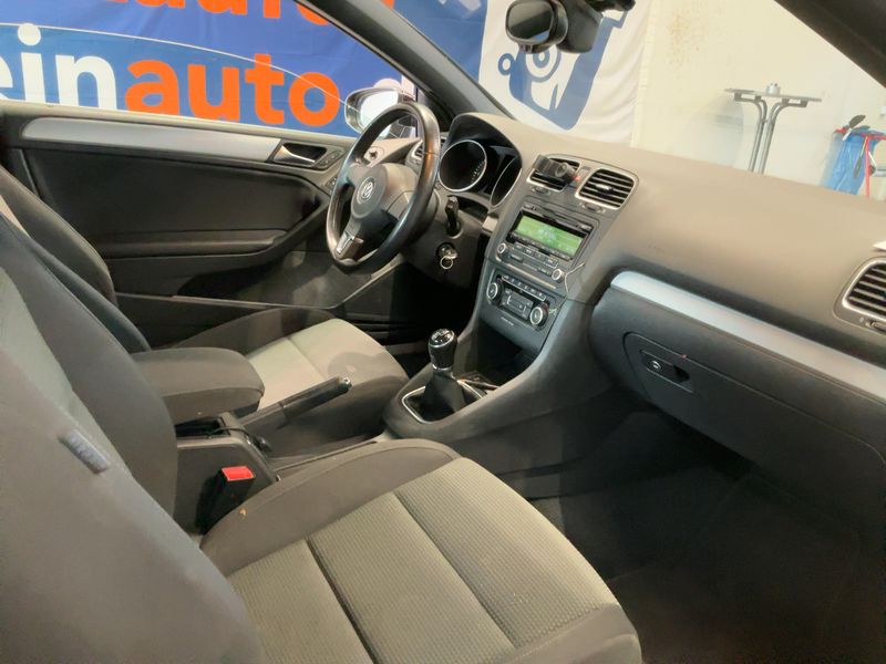 Volkswagen Golf VI 1.6 TDI — zdjęcie 11