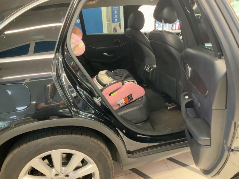 Mercedes-Benz GLC-Klasse GLC 220 d 4Matic — zdjęcie 14