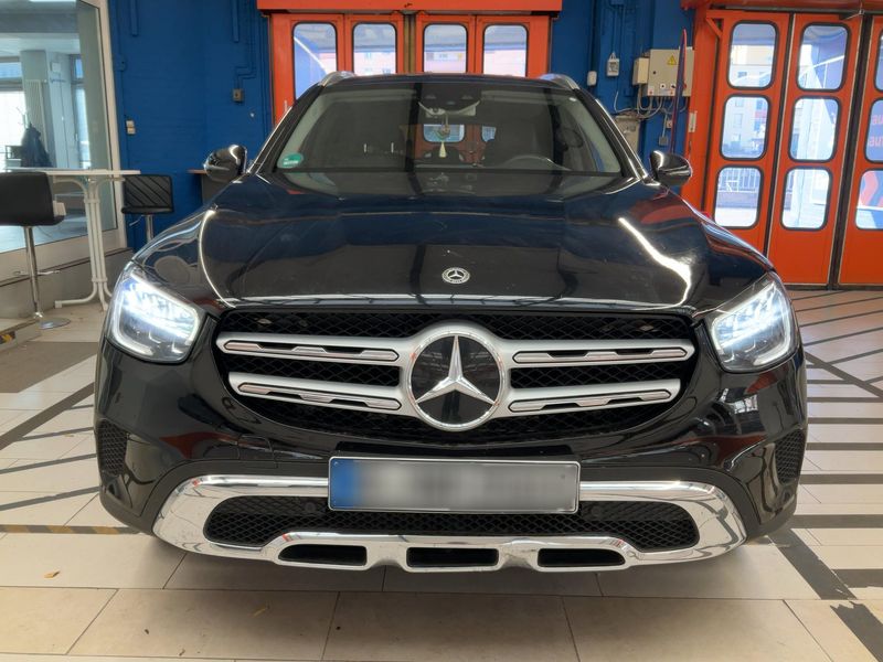 Mercedes-Benz GLC-Klasse GLC 220 d 4Matic — zdjęcie 9