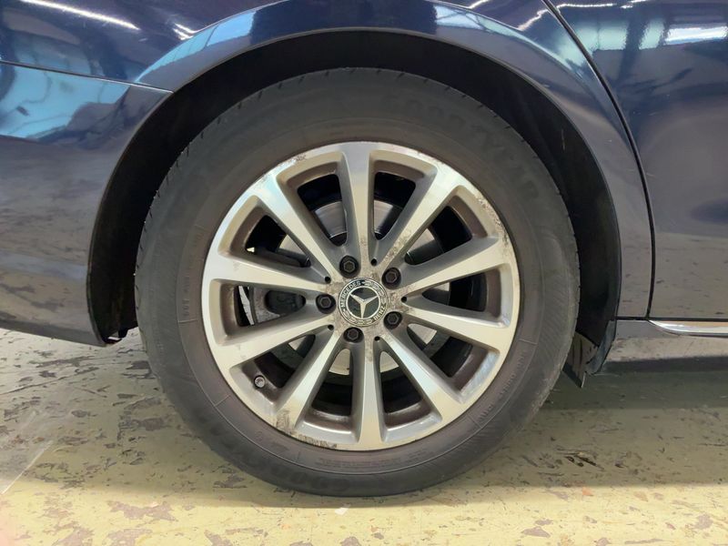 Mercedes-Benz E-Klasse E 200 d T Avantgarde — zdjęcie 18