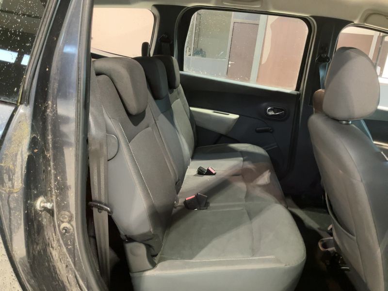Dacia Lodgy 1.5 dCi Laureate — zdjęcie 14