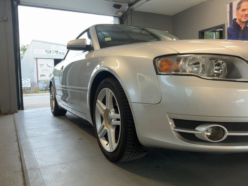 Audi A4 1.8 Turbo — zdjęcie 8