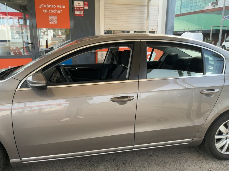 Volkswagen Passat 2.0 TDI Advance BlueMotion Tech — zdjęcie 4