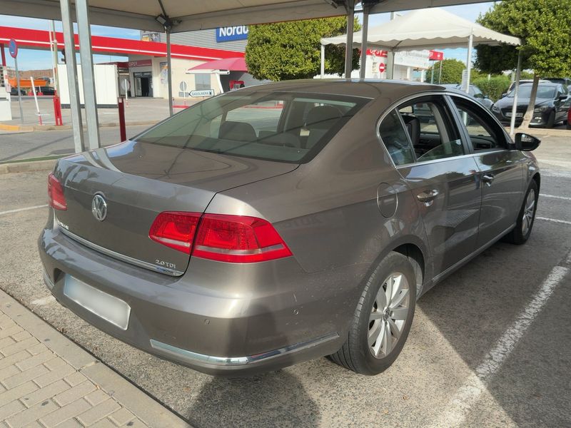 Volkswagen Passat 2.0 TDI Advance BlueMotion Tech — zdjęcie 6