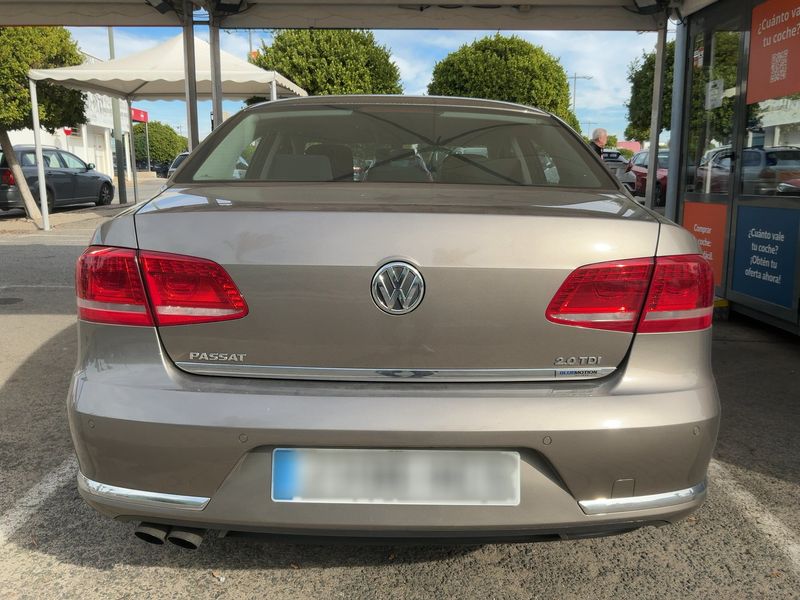 Volkswagen Passat 2.0 TDI Advance BlueMotion Tech — zdjęcie 5