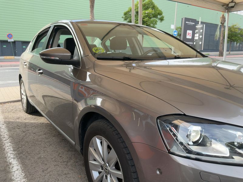 Volkswagen Passat 2.0 TDI Advance BlueMotion Tech — zdjęcie 8