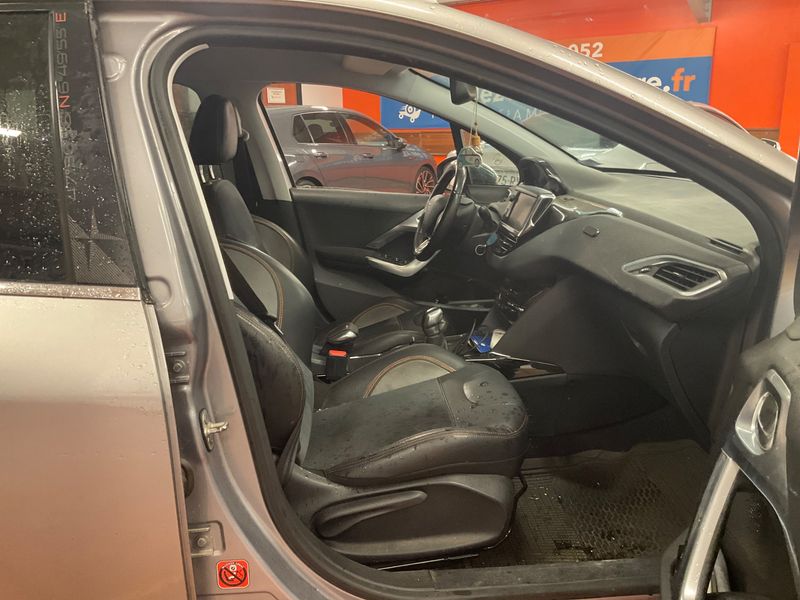 Peugeot 2008 1.2 PureTech Crossway — zdjęcie 3