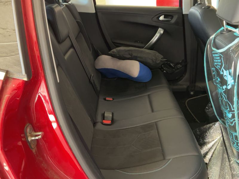 Peugeot 2008 1.2 PureTech Crossway — zdjęcie 14