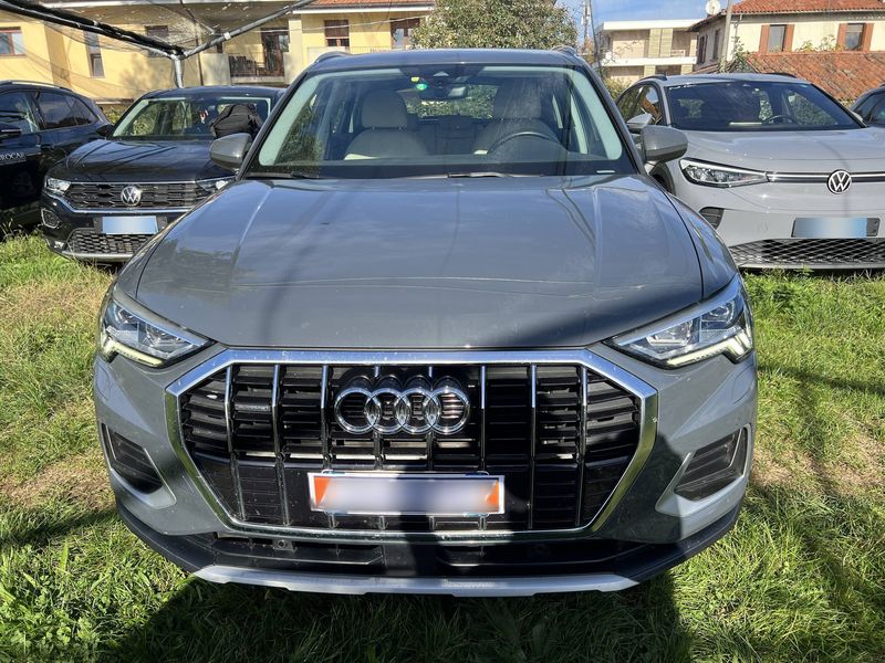 Audi Q3 40 TDI quattro Advanced — zdjęcie 22