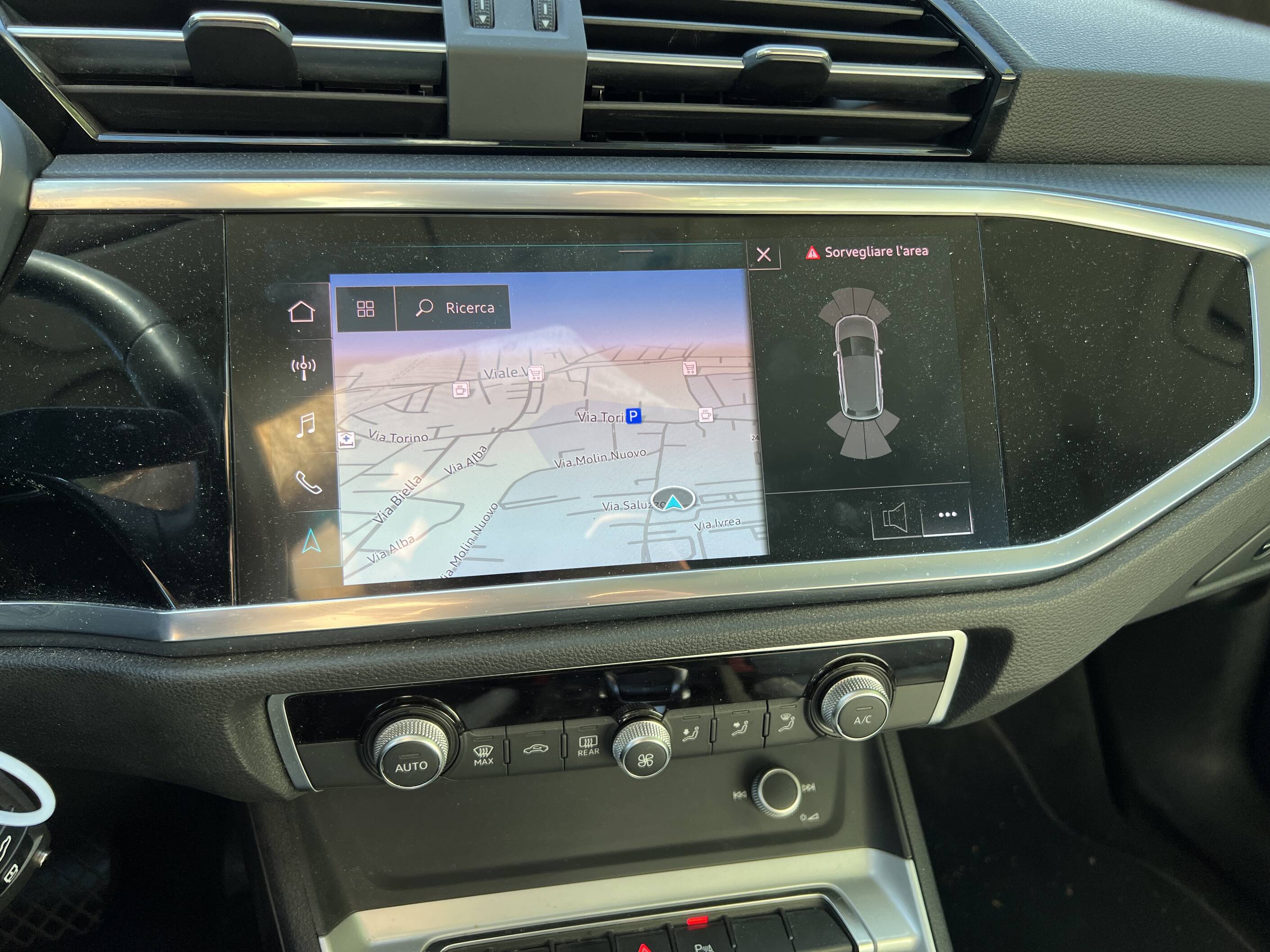 Audi Q3 40 TDI quattro Advanced — zdjęcie 13