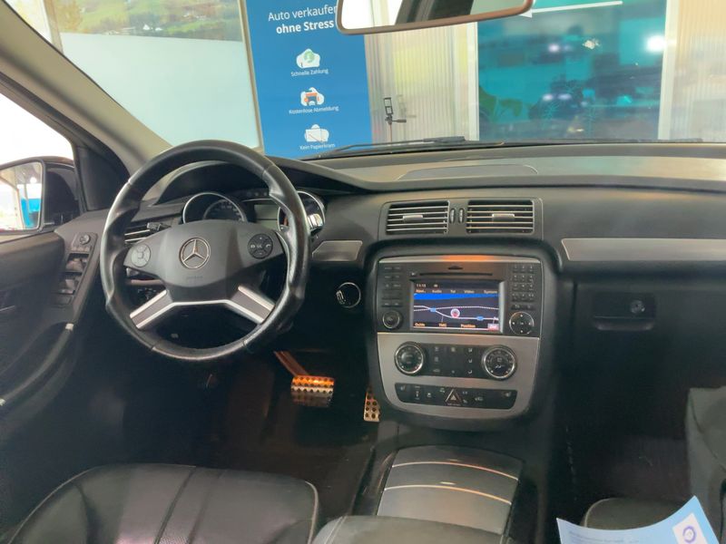 Mercedes-Benz R-Klasse R 300 CDI BlueEfficiency — zdjęcie 12