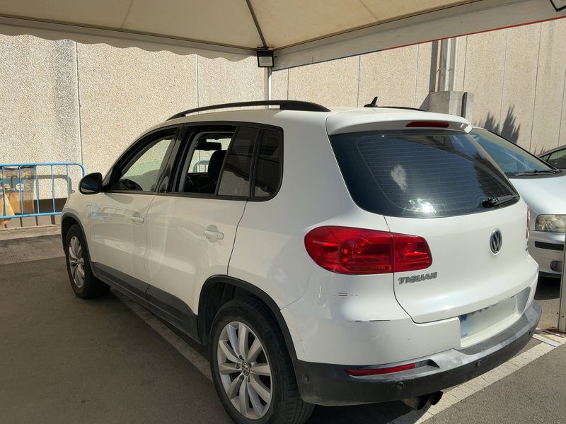 Volkswagen Tiguan 2.0 TDI T1 BlueMotion Tech — zdjęcie 3