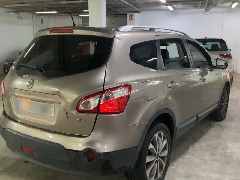Nissan Qashqai+2 2.0 dCi Tekna 4x4 — zdjęcie 6