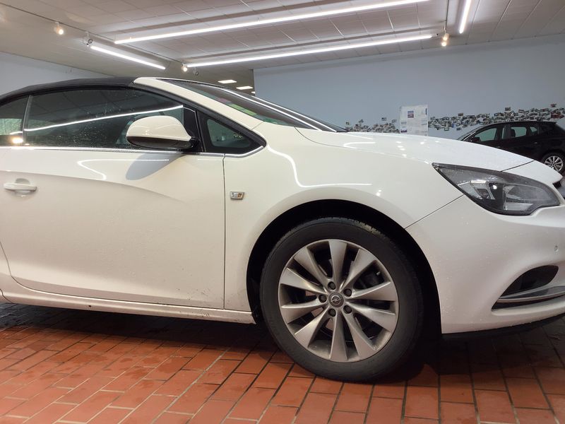 Opel Cascada 1.4 Turbo Excellence — zdjęcie 9