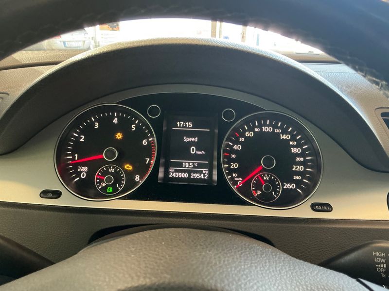 Volkswagen Passat 1.4 TSI EcoFuel Comfortline — zdjęcie 4