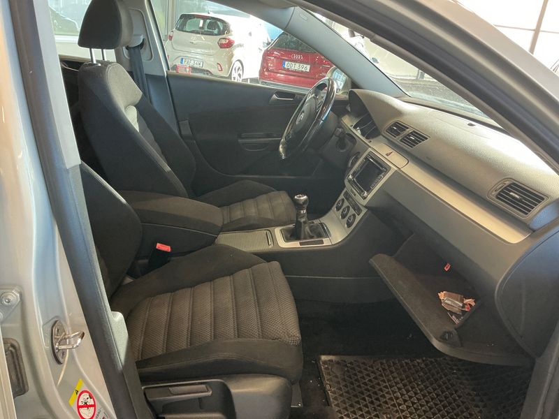 Volkswagen Passat 1.4 TSI EcoFuel Comfortline — zdjęcie 3