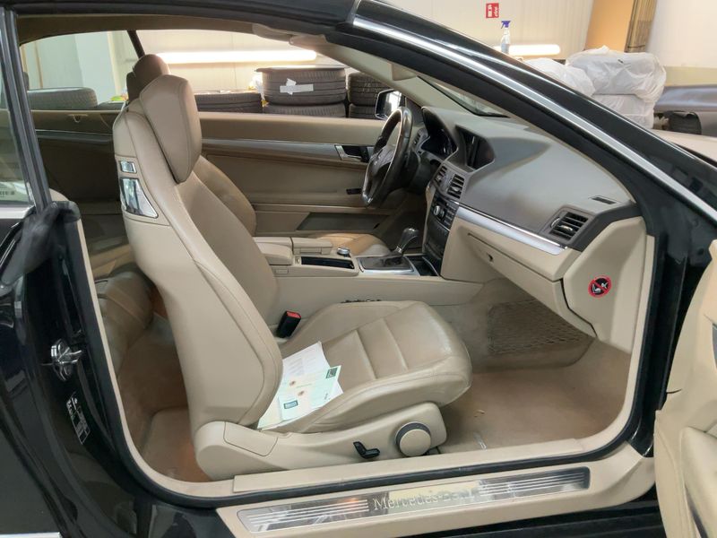 Mercedes-Benz E-Klasse E 250 CGI BlueEfficiency Elegance — zdjęcie 11